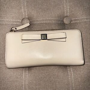Kate Spade Cream Wallet with Bow Detail